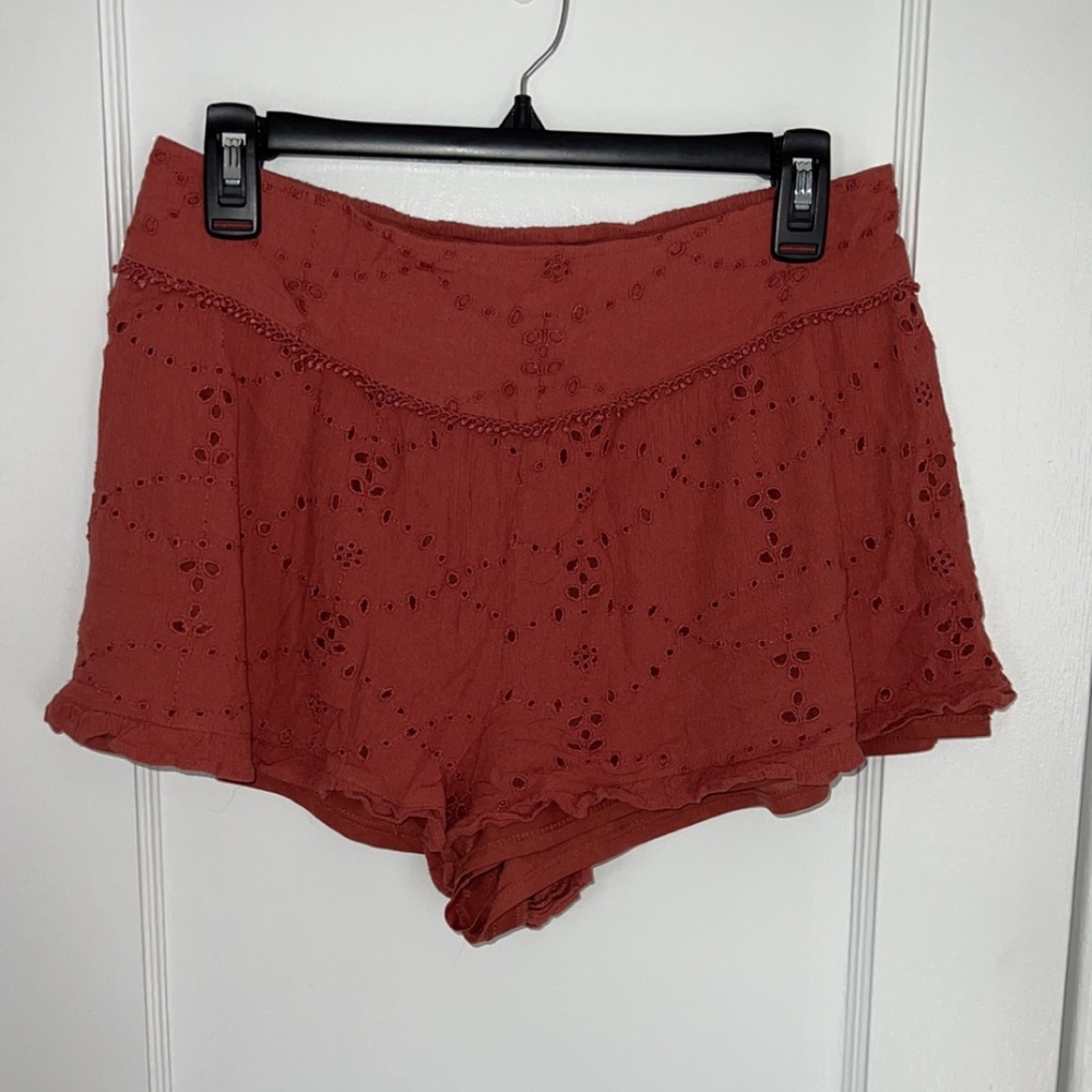Orange AE flowy shorts